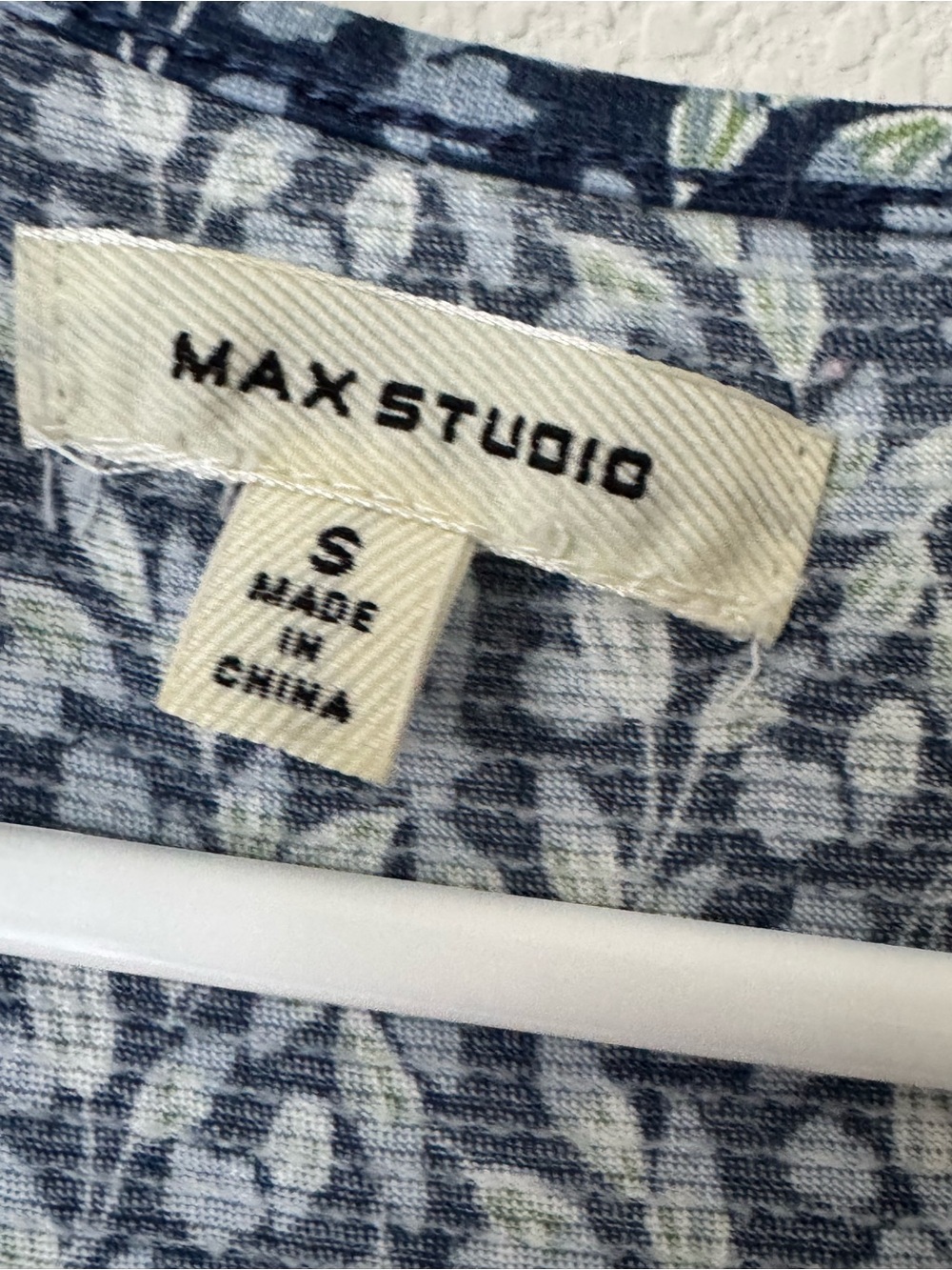 Max Studio Navy‎ and White Floral Tiered Midi Dress - Picture 2 of 3